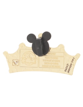 Pin La Bella y La Bestia de acero tiara