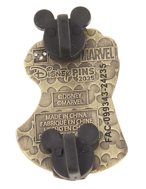 Pin Marvel de acero Thanos