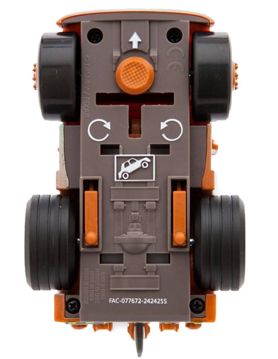 Automóvil Mater 3